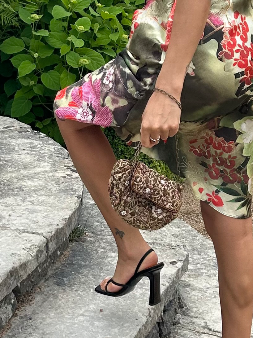 Italian vintage embellished chain bag