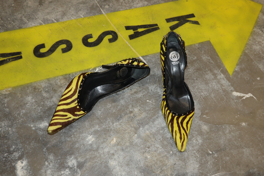 Versace calf’s skin pointy heels