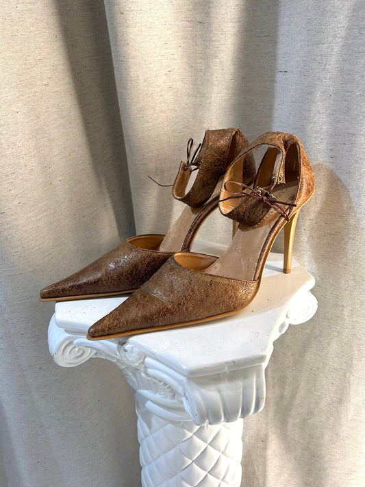 Distressed look ankle strap stilettos