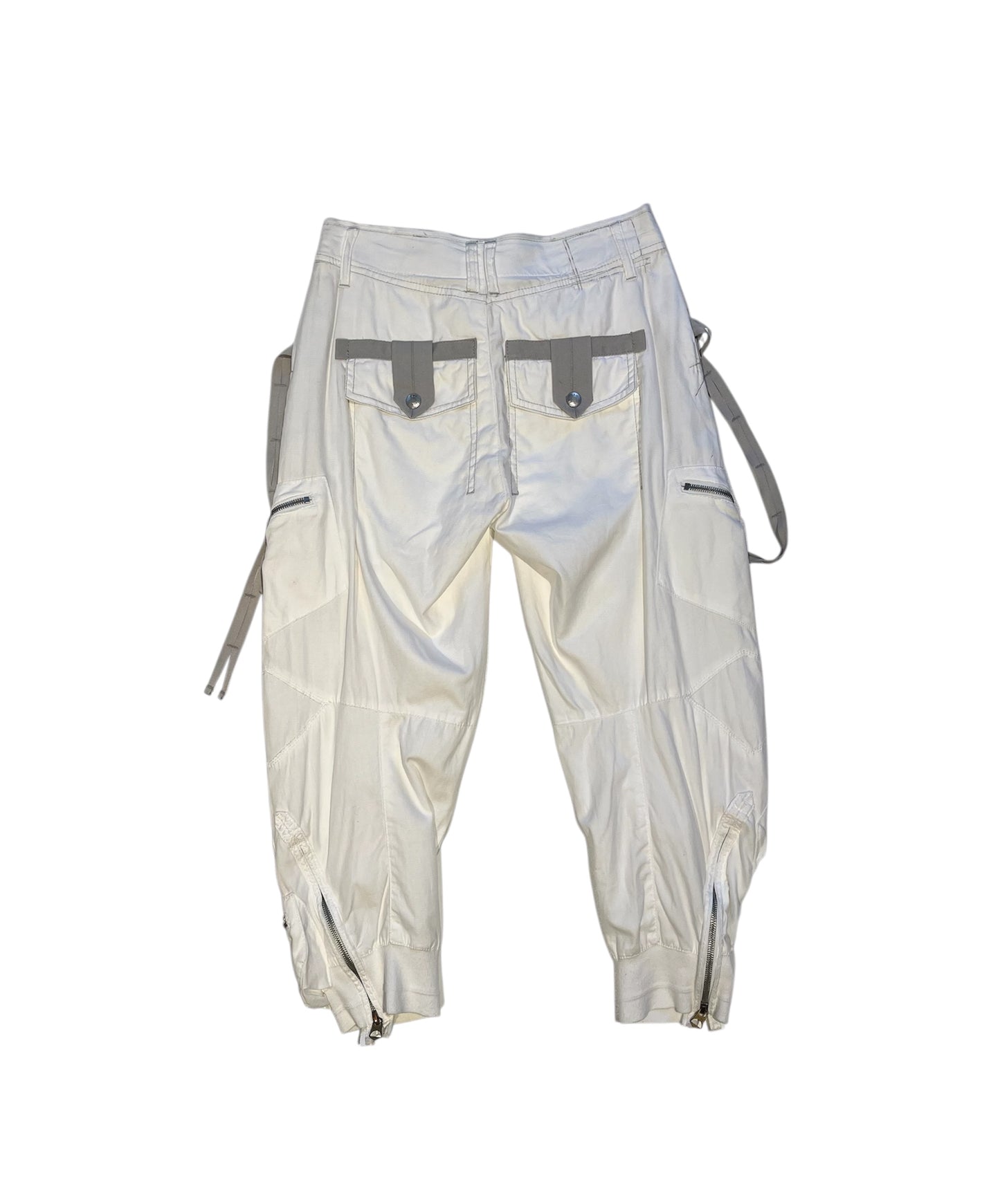 Girbaud cargo capri pants