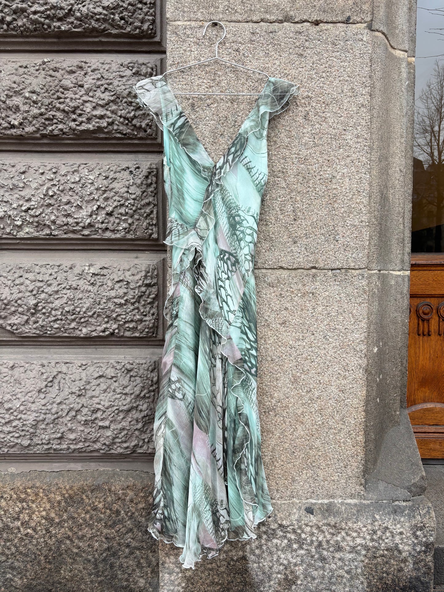Dreamy silk midi dress