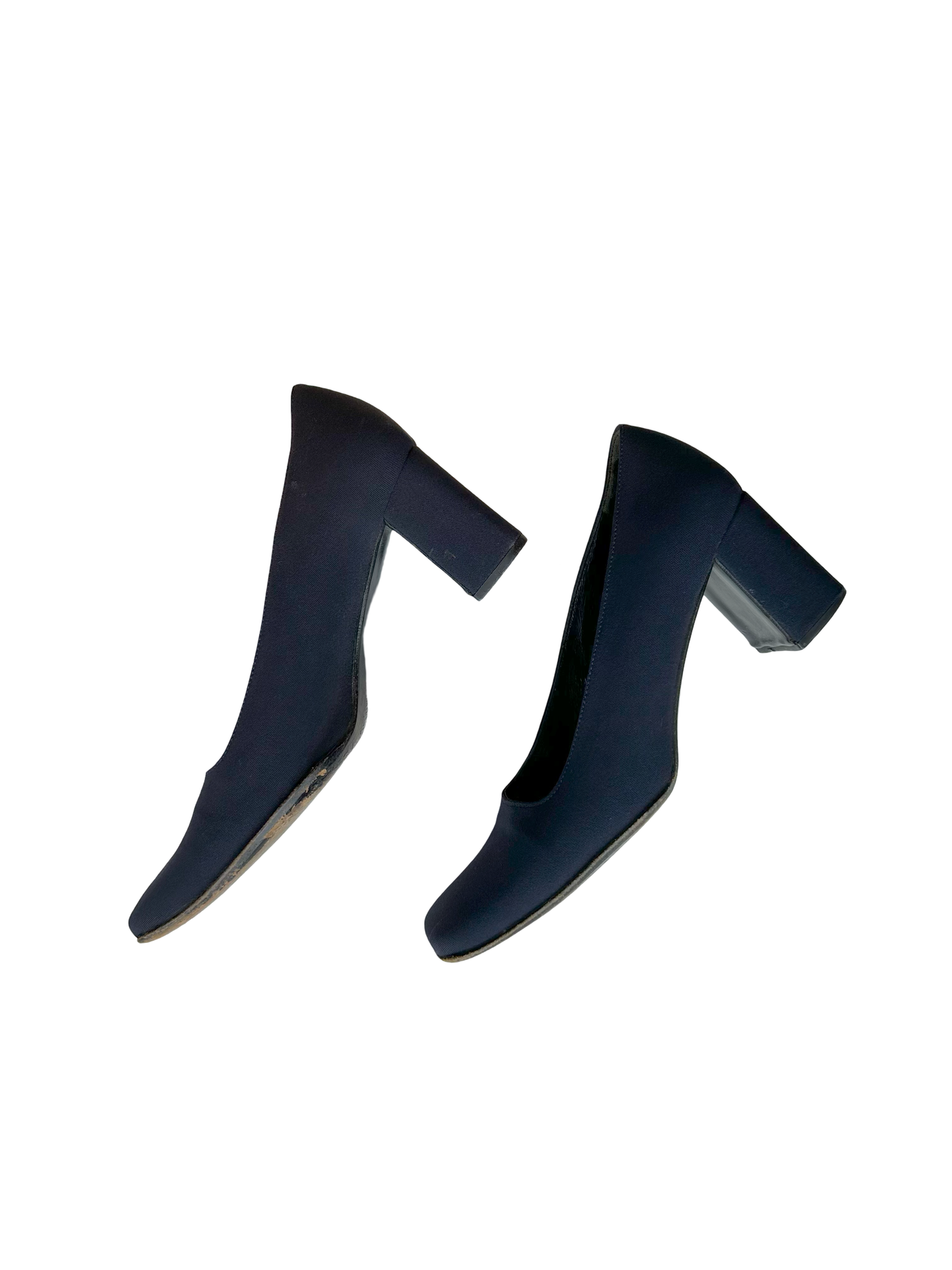 90’s PRADA navy pumps