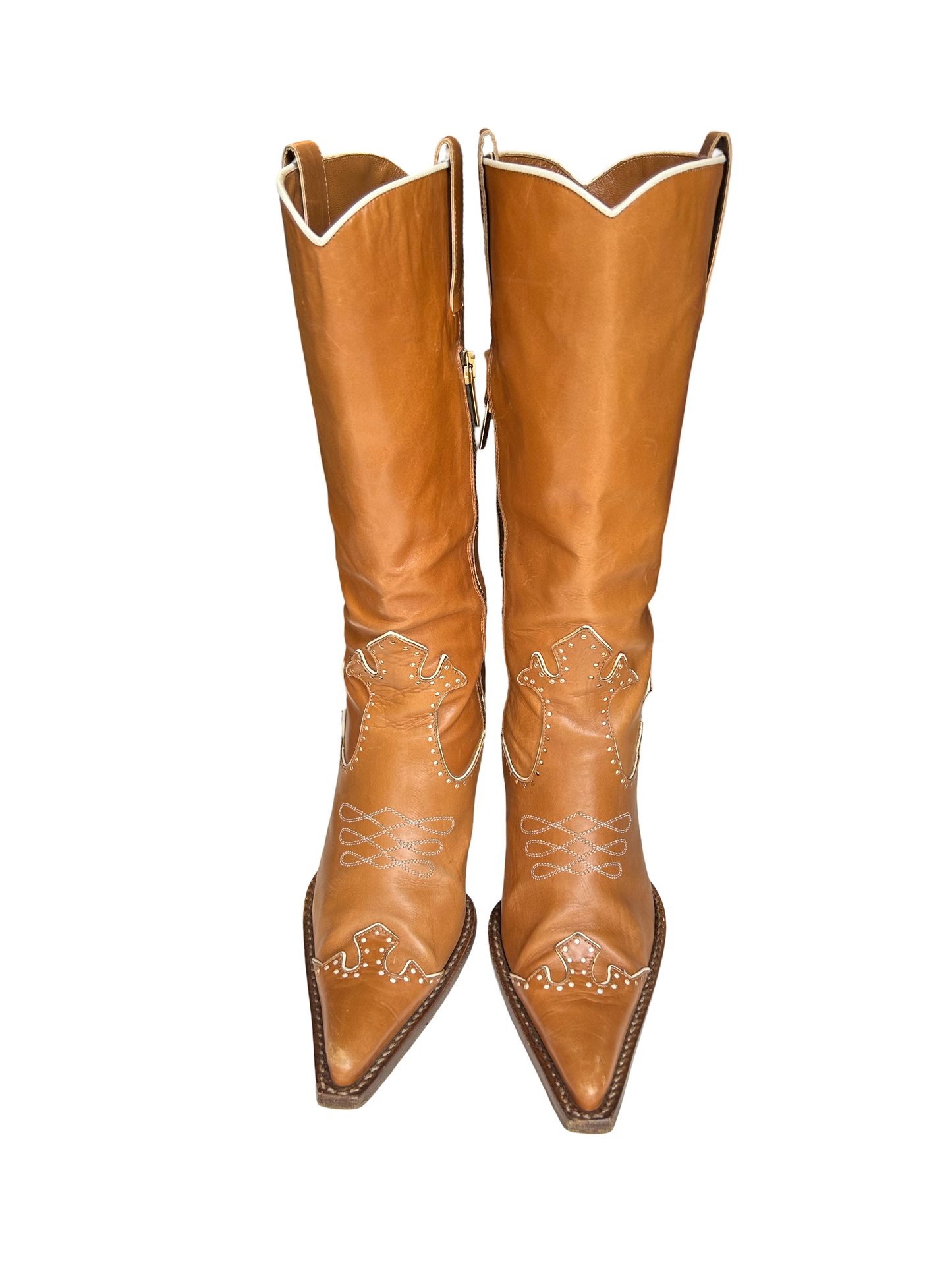 Embroidered pointy cowboy boots