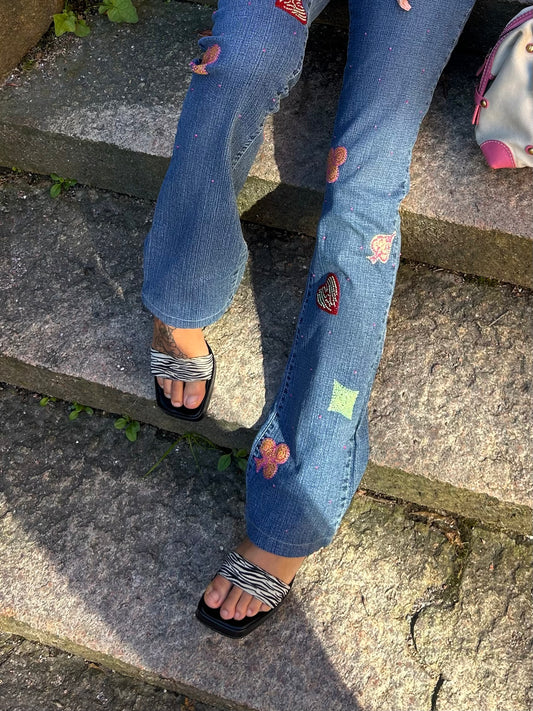 Antonio Garcia Tie Up Zebra Platforms