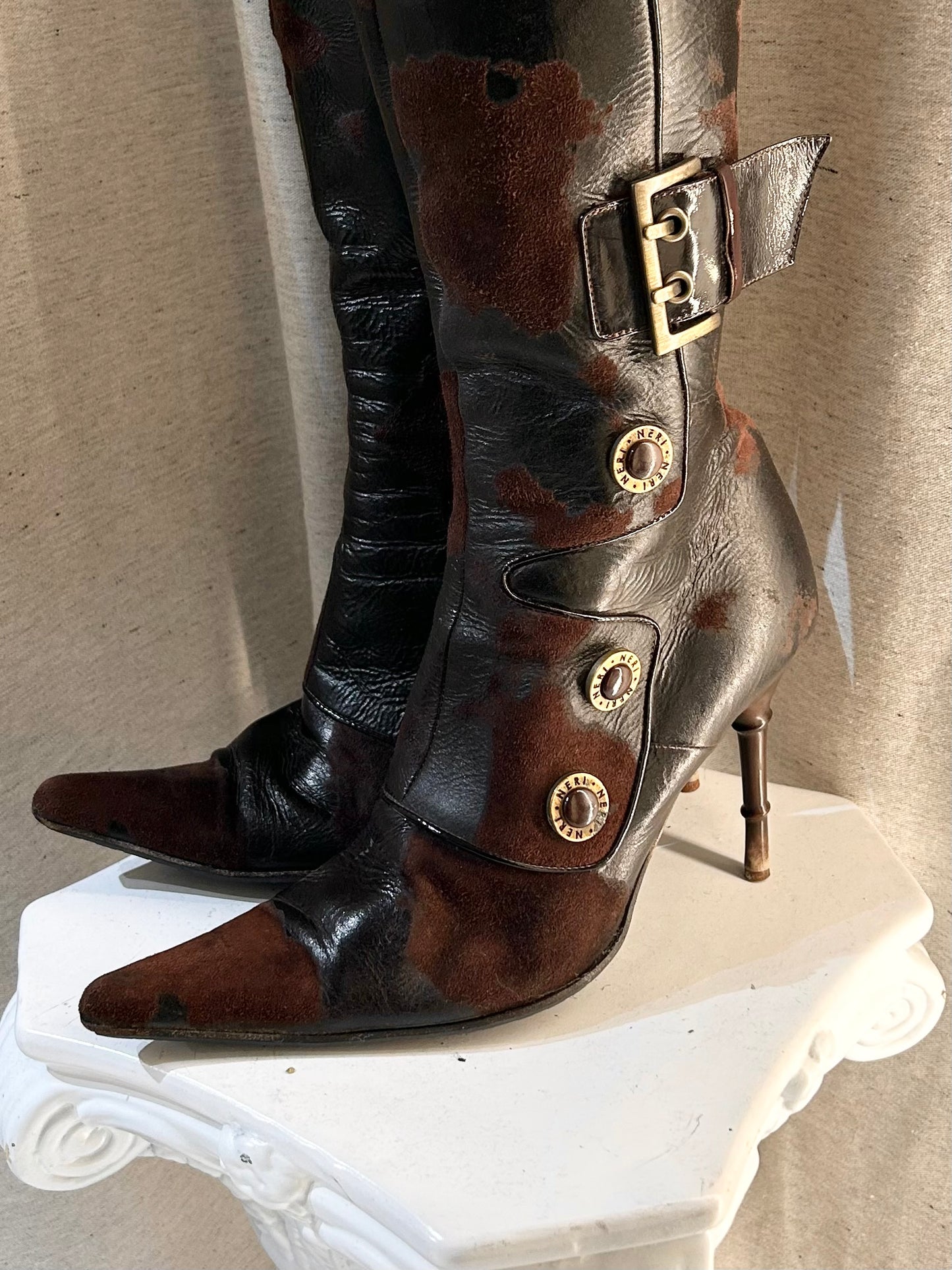 NERI Venezia cow buckle boots