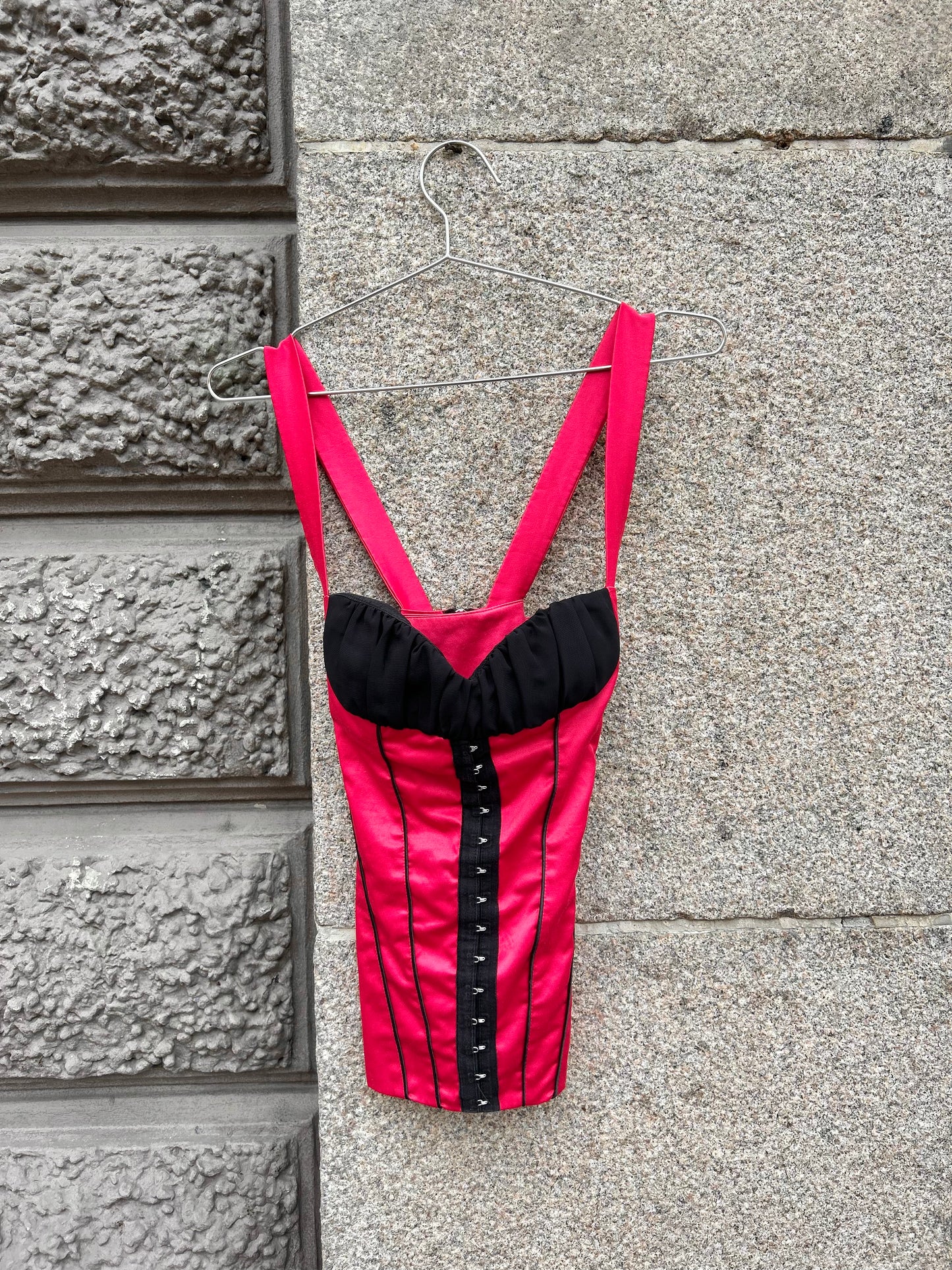 Jane Norman rouge corset top