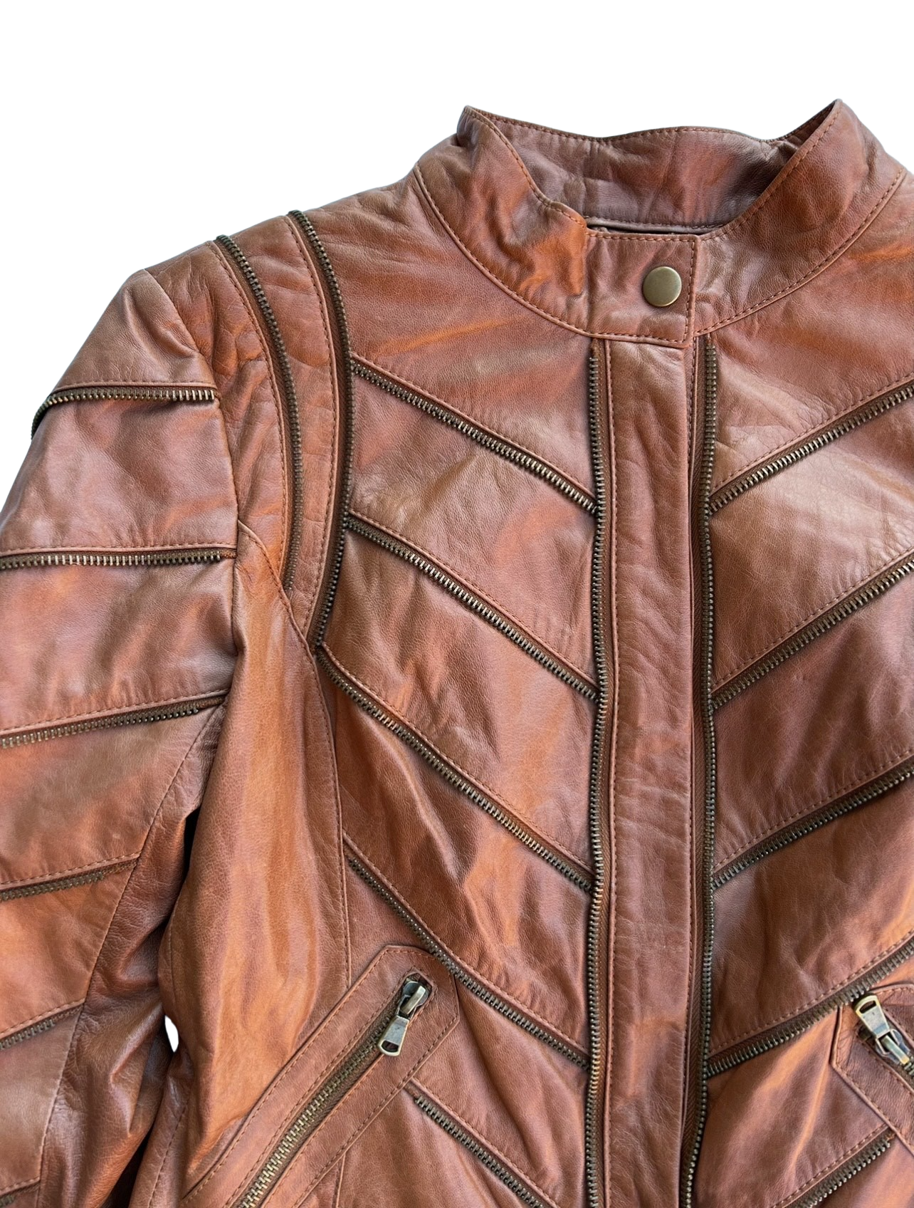 Zipper detailed leather jacket