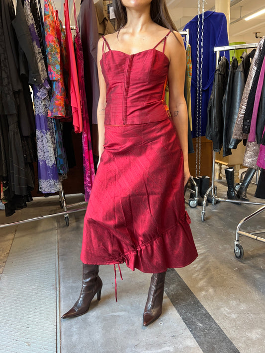 Vintage silk set in shades of red