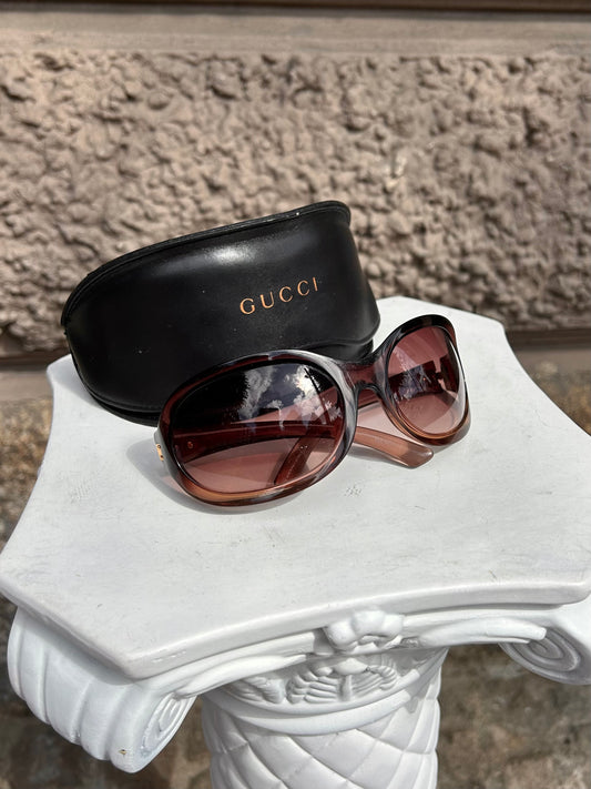 GUCCI gold logo glasses