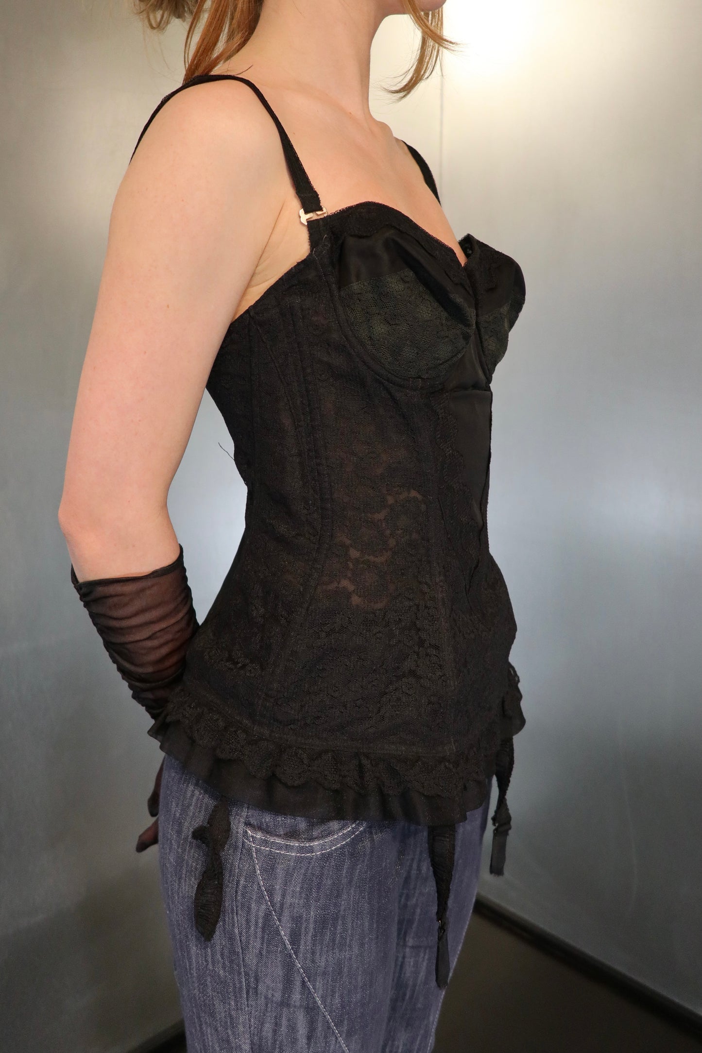 1950’s corset with garter strap details