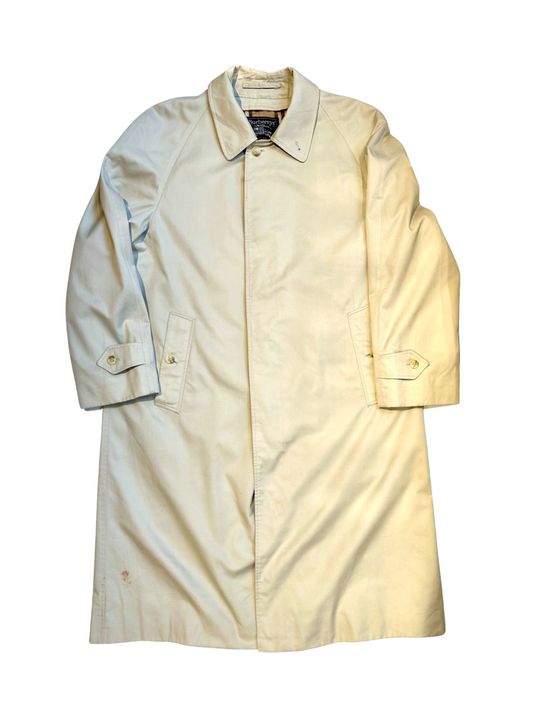 Classy Burberry beige trench coat