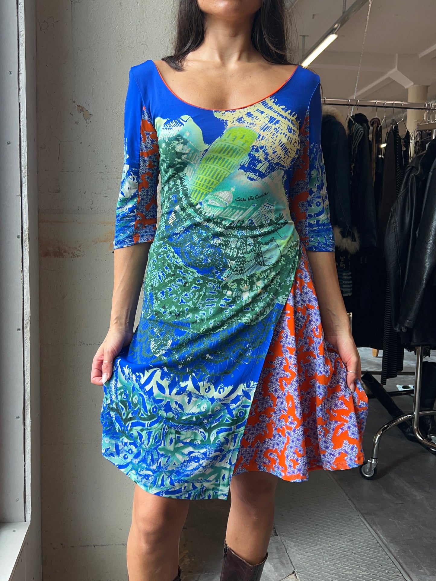 Save The Queen falling Pisa graphic dress