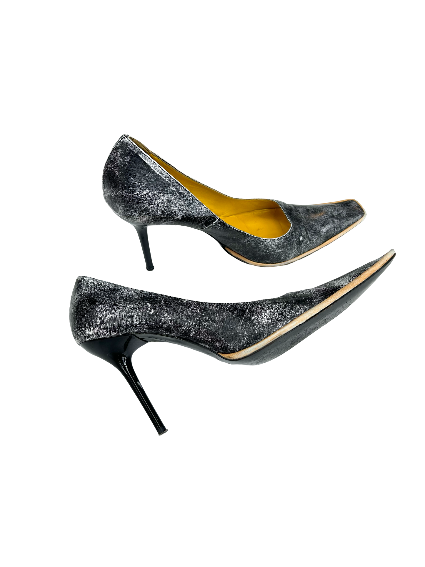 Ash gray pointy stilettos made in Italy