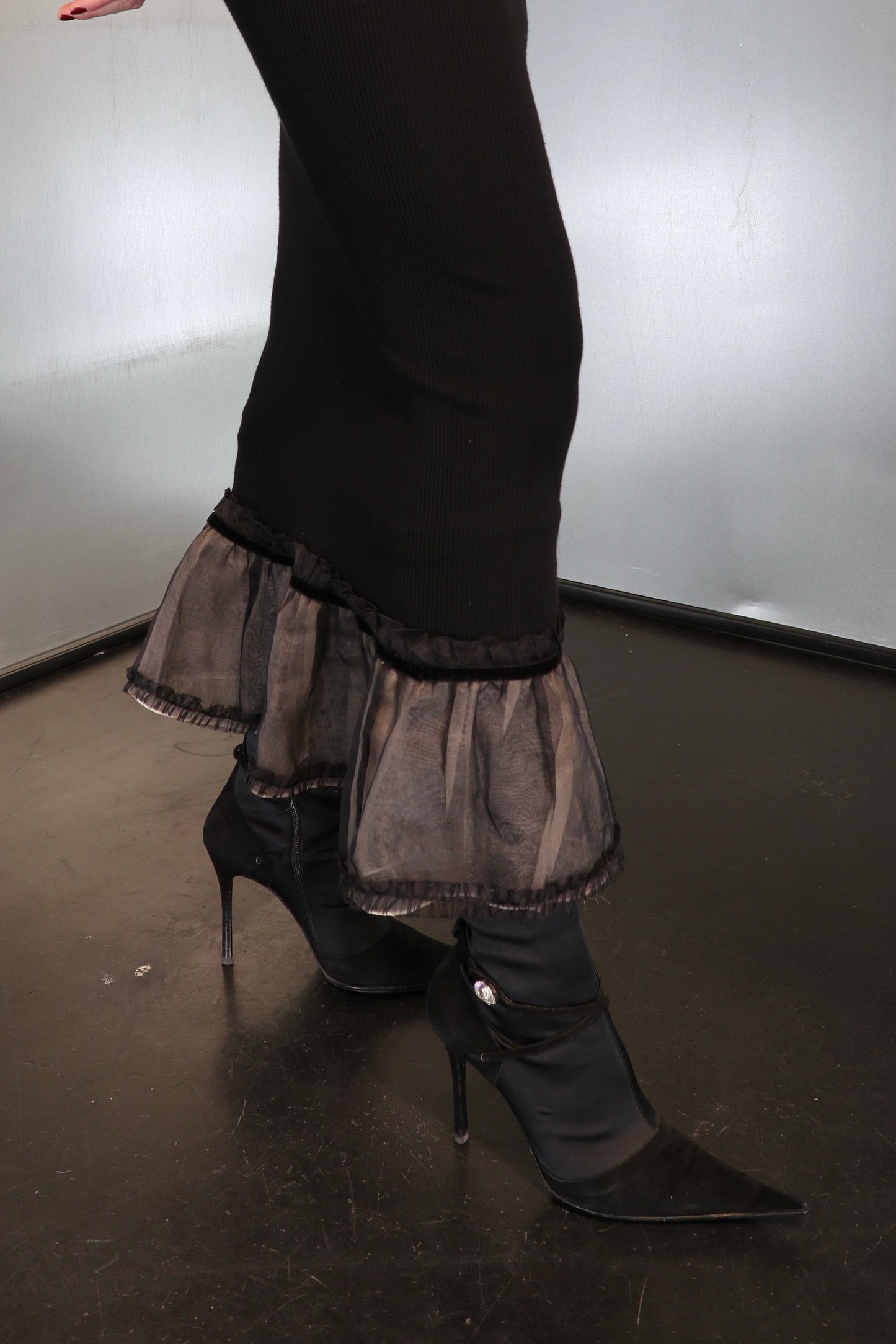 D&G Frilled Hem Skirt in Black Chiffon