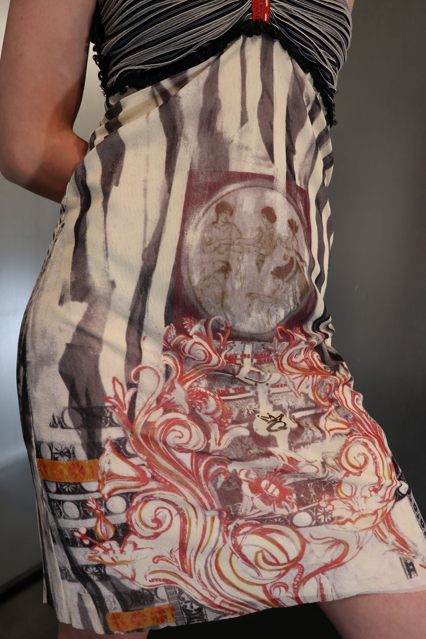 Save The Queen 2000´w Baroque Mesh Dress